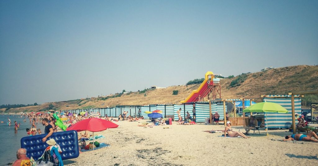 296 тыс. грн. по итогам лета поступило на счет коммунального предприятия с аренды пляжей