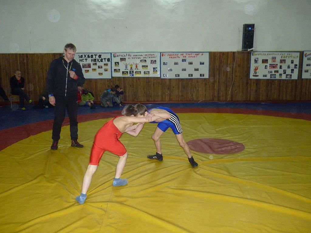 Бердянские борцы успешно выступили на выездных турнирах