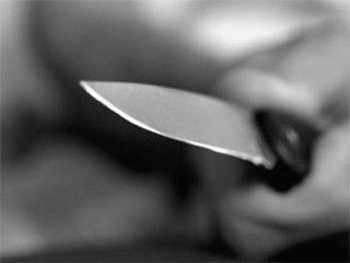 В Бердянске муж нанес удары ножем своей жене