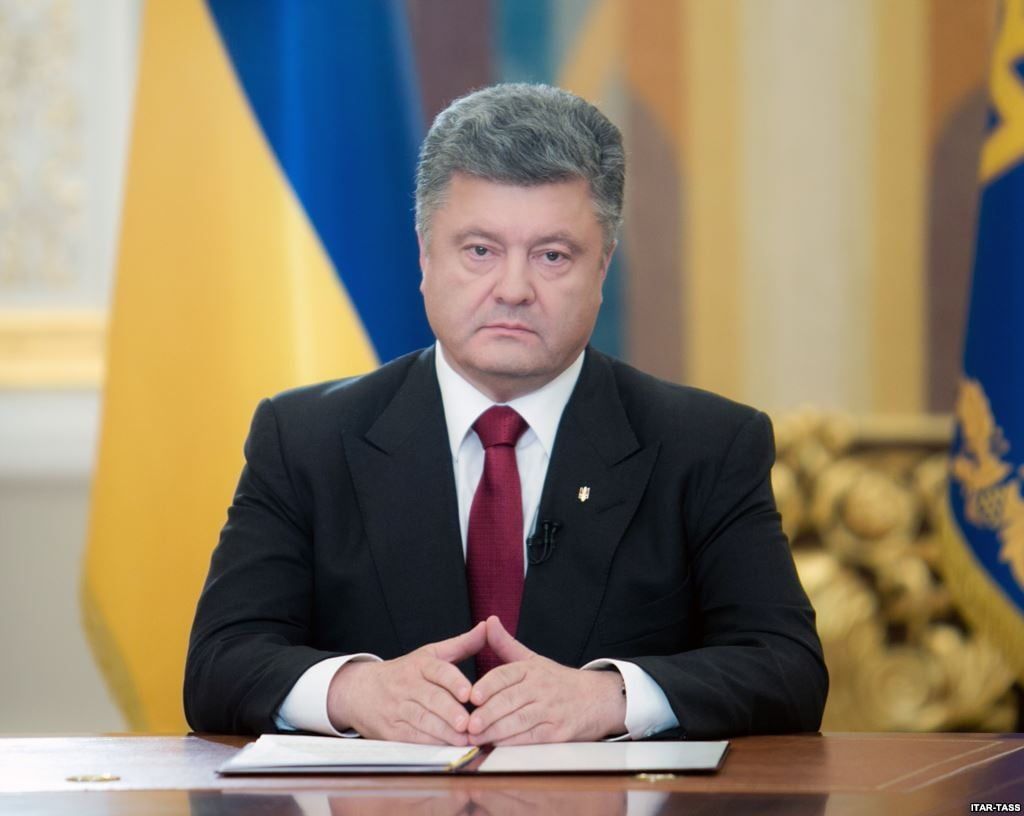 Порошенко внес в Раду законопроект о миротворцах в Украине