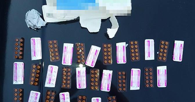 Полицейские изъяли лекарственные препараты ограниченного обращения