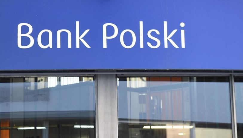 Украинцы на работе в Польше и польские банки, как это работает?