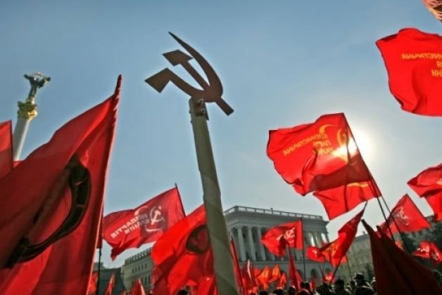 Суд Києва припинив діяльність двох комуністичних партій