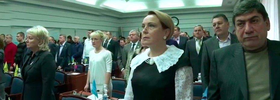 Мэр и депутаты Бердянска не знают слов Национального гимна Украины