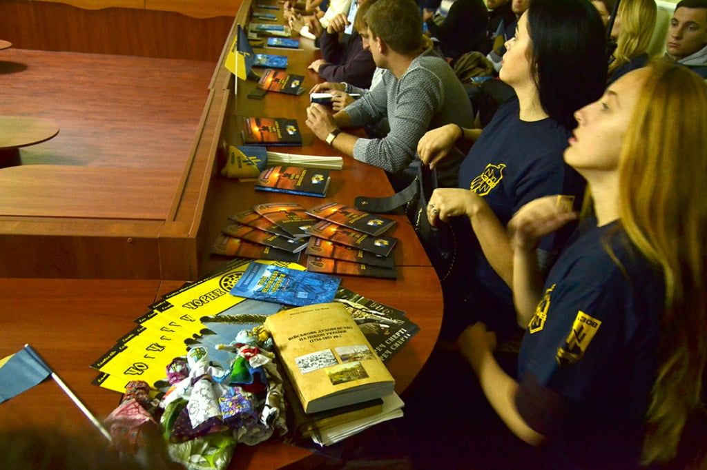 ЦК "Азов" спільно з бійцями полку "Азов" зустрілися зі студентами БДПУ
