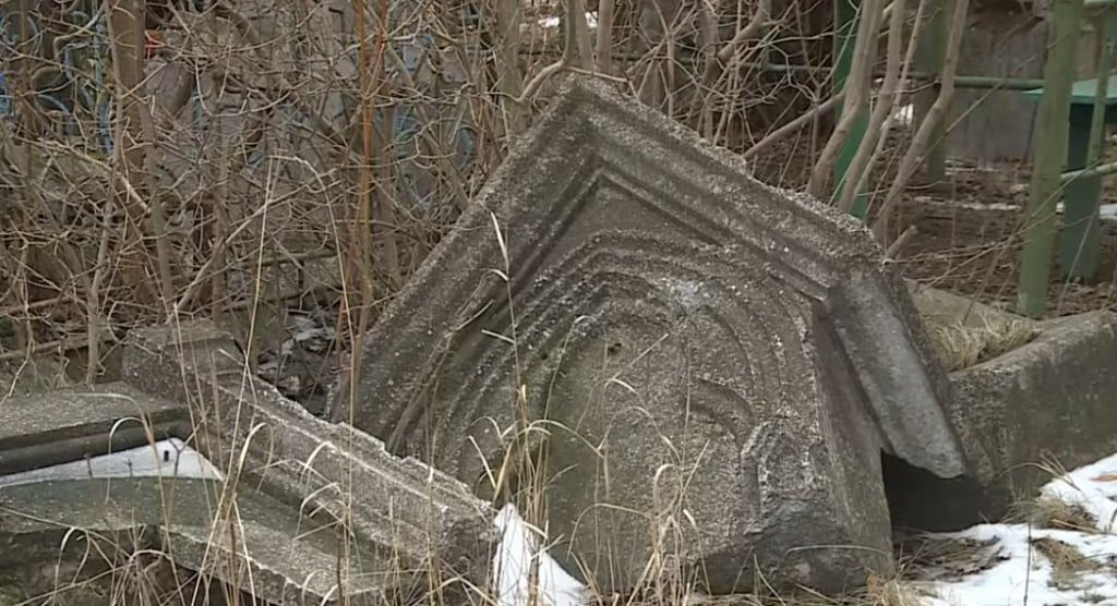 Подробности обнаружения трупа на «старом кладбище», тело пролежало на улице больше недели