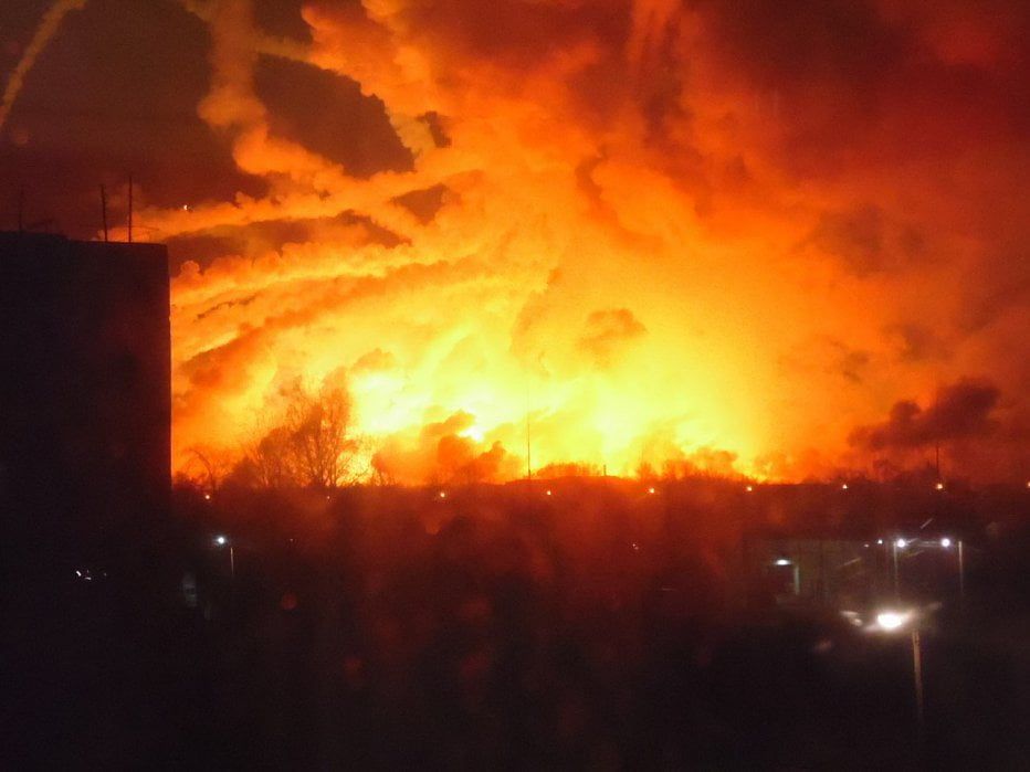 В Харьковской области взрываются склады боеприпасов