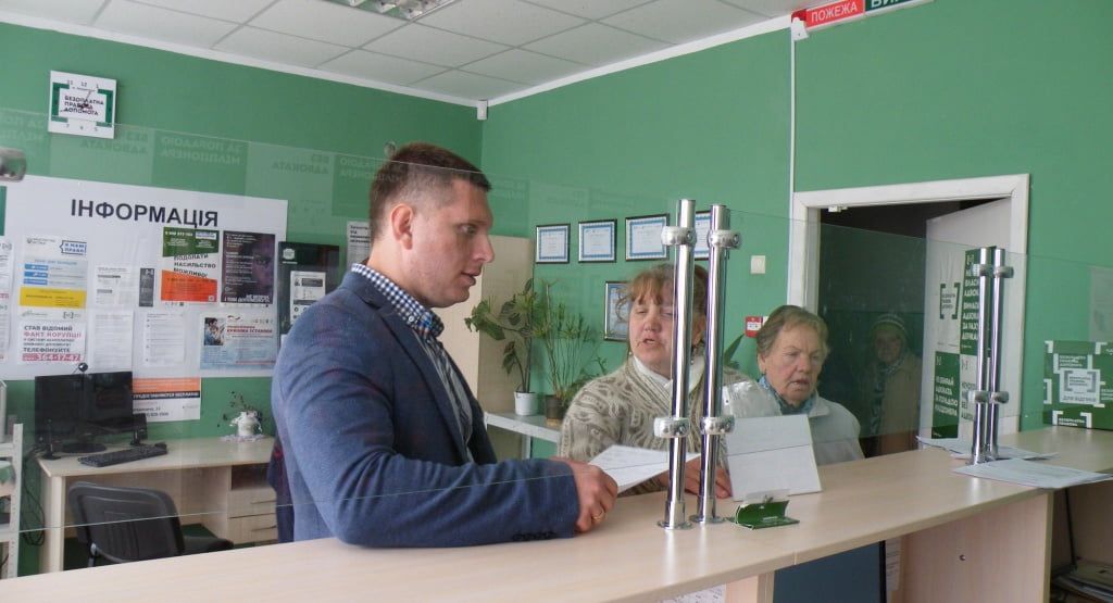 Бердянські переселенці з Донбасу через суд домагатимуться участі в місцевих виборах