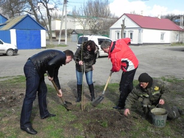 В Бердянске готовятся к добровольно-принудительному субботнику