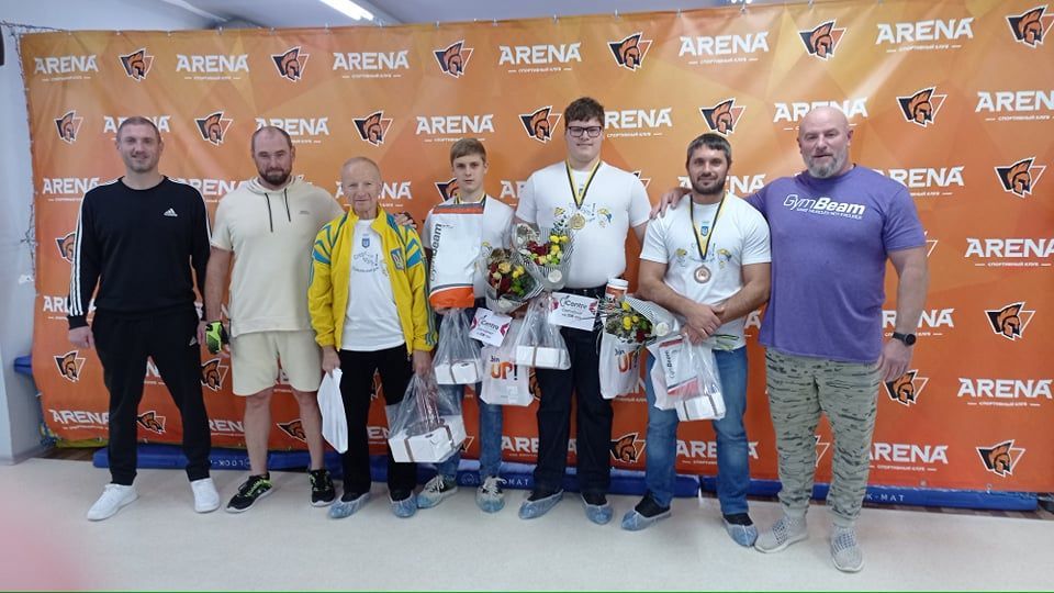 19-летний Богдан Тараненко выиграл кубок Украины по тяжелой атлетике, Константин Рева – третий