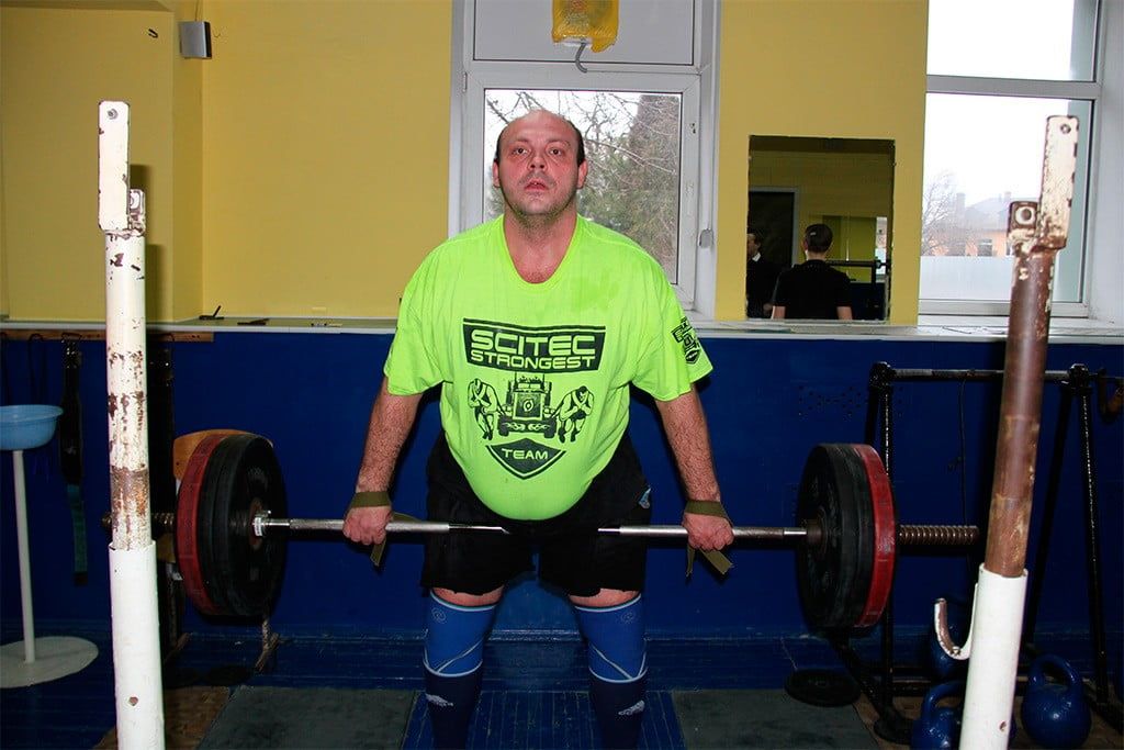Один из сильнейших тяжелоатлетов мира Артем Удачин приступил к тренировкам в Бердянске