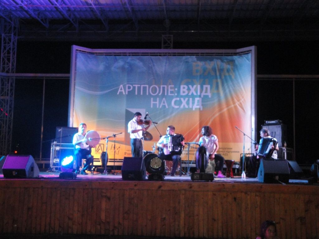 В рамках проекта «Артполе: вхід на схід» в Бердянске состоялся концерт этно-музыки