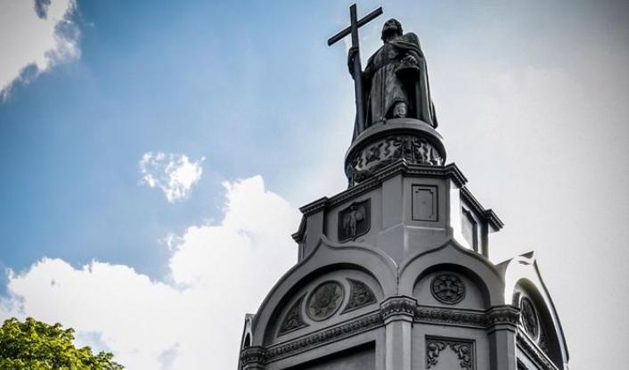 Порошенко: Украина как никогда близка к созданию автокефальной поместной церкви