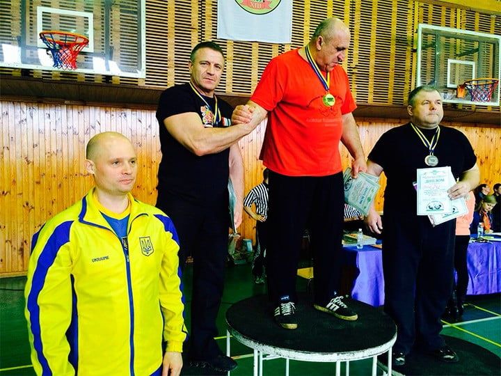 Валерий Головченко в 19-й раз становится чемпионом Украины по армспорту