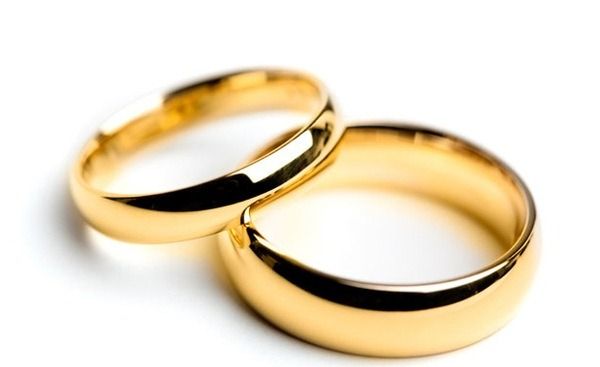 У пары, планирующей свадьбу, украли кольца 