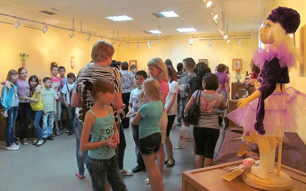 Выставка кукол в Бердянске
