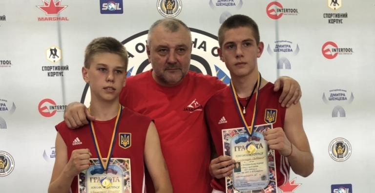 Савелий Супрунец и Дмитрий Мищенко одержали важнейшие победы на турнире в Харькове
