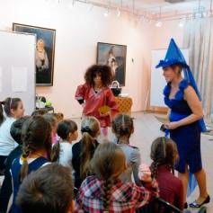 В Бердянском художественном музее воспитывают будущих посетителей