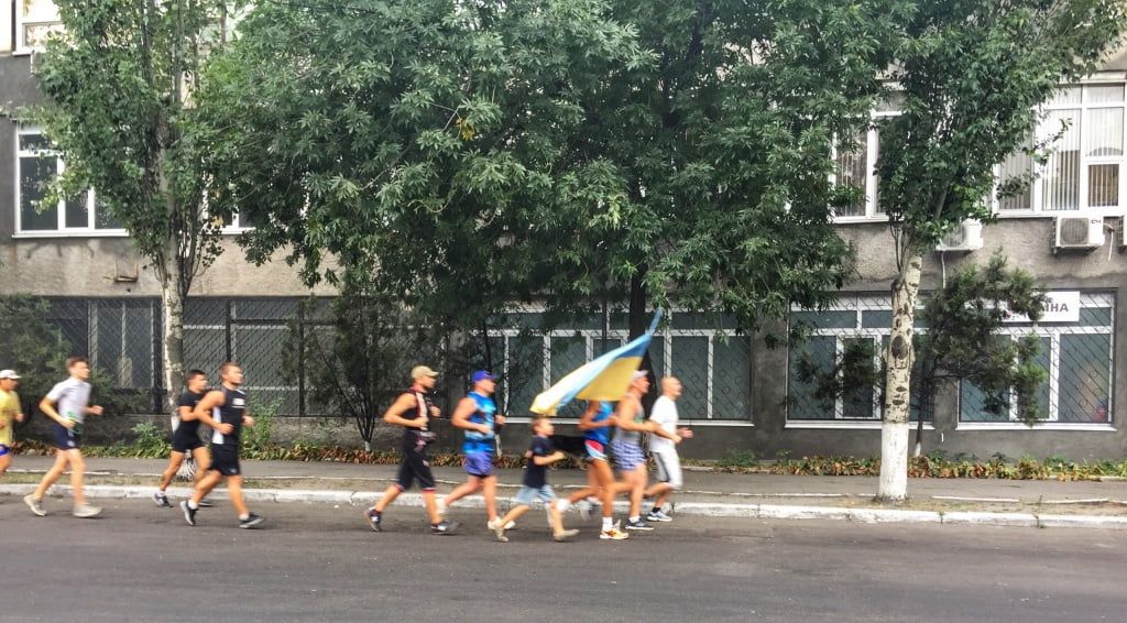 Бердянские марафонцы преодолели 25-км в честь Дня Независимости Украины 