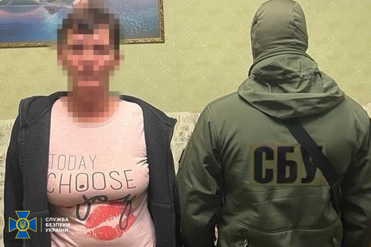 Організаторка «референдуму» на Бердянщині заїхала у Вінничину і намагалася в родичів сховати 5000 доларів