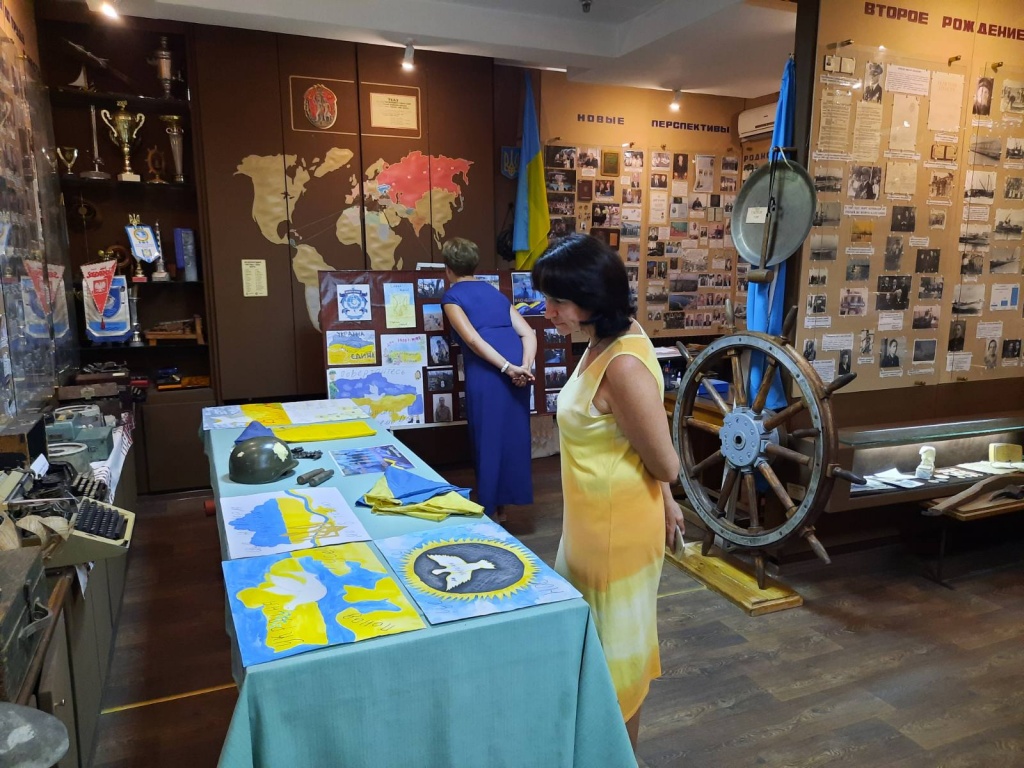 «Маю честь битися за Україну» - в музею порту презентовано виставку