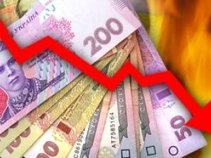 Порошенко потребовал от Гонтаревой стабилизировать курс на уровне 21,7 грн/$