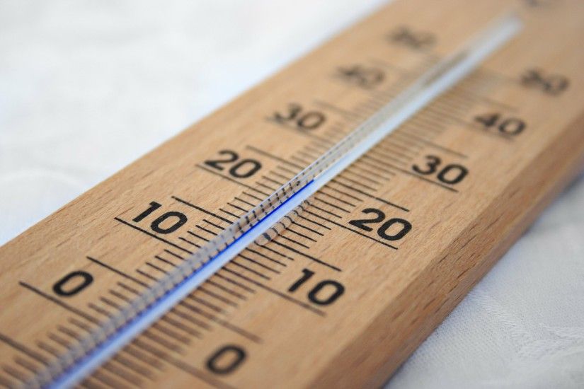 Температура в детсадах +17+20 градусов, в школах +16+22