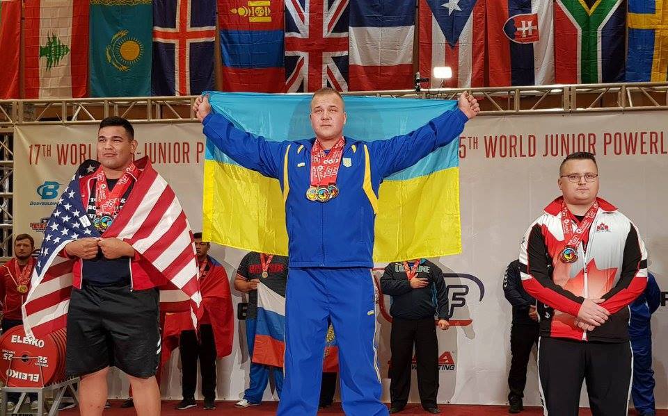 Александр Титаренко – чемпион мира по пауэрлифтингу среди юниоров