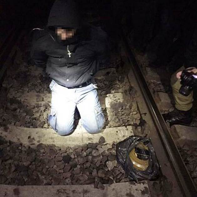 Бывший милиционер пытался взорвать поезд в Харьковской области