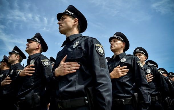 В шести областях запустят работу полицейских комиссий