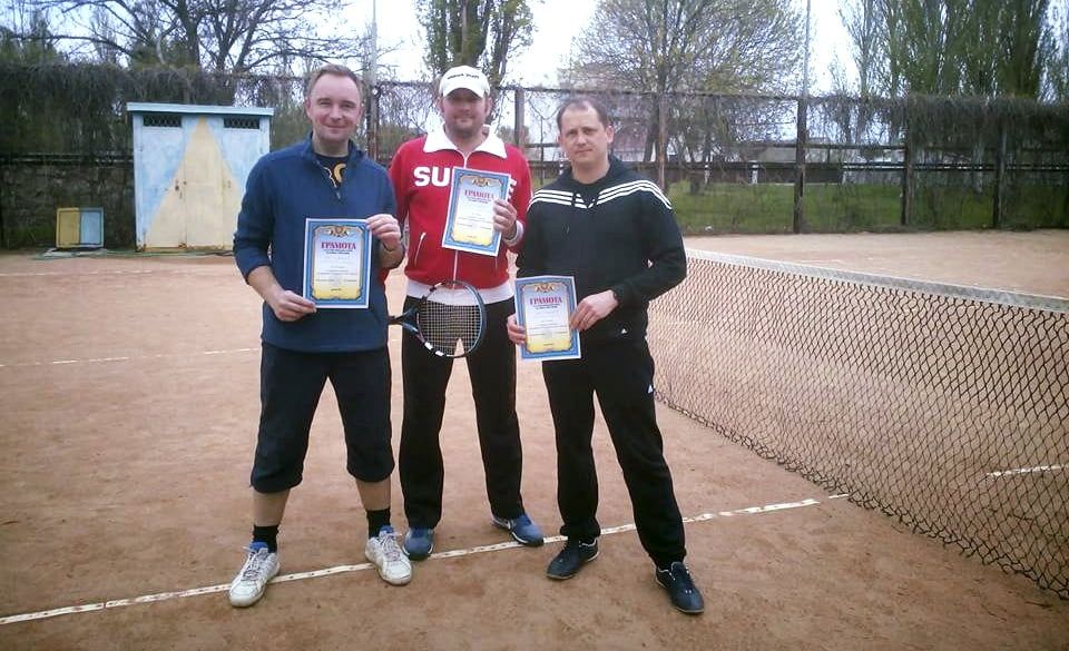 Сергей Литвак выиграл теннисный турнир открытия сезона 2016