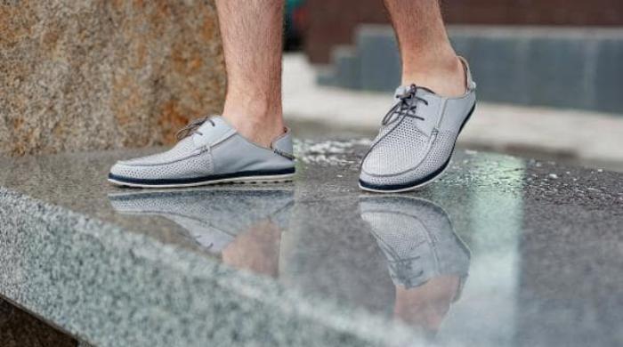 Заказать мужскую обувь оптом от KaDar: удачный ассортимент для вашего магазина