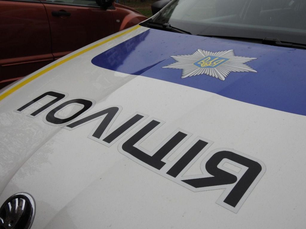 В ніч з 16 на 17 червня в Бердянську біля магазину сталася різанина, підозрюваному загрожує 8 років в'язниці
