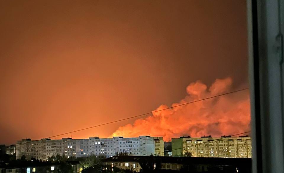 В Бердянську потужна пожежа на газорозподільчій станції 