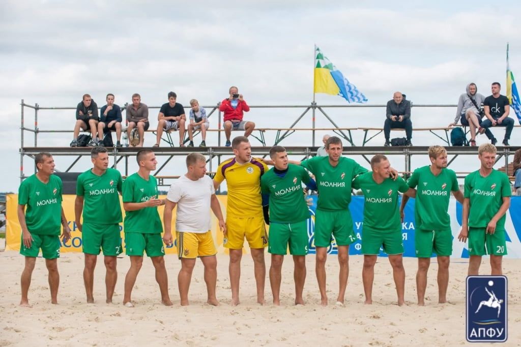 Бердянская «Молния» пробилась в квалификацию Лиги Чемпионов по пляжному футболу в Португалии
