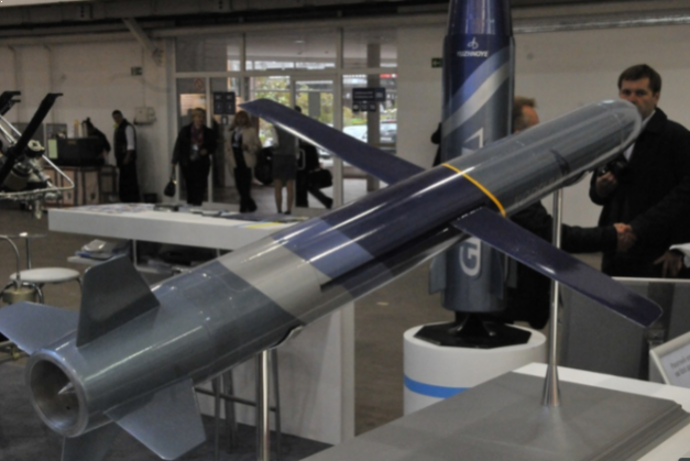 Турчинов анонсував пробні пуски ракет українського виробництва