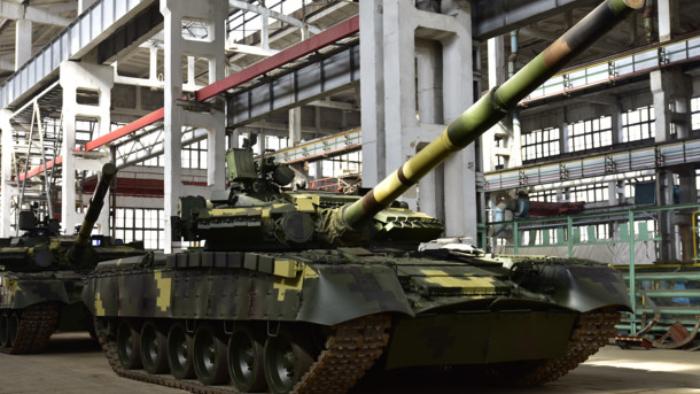 Новая оптика и защита: в Украине для ВСУ модернизировали танк Т-80