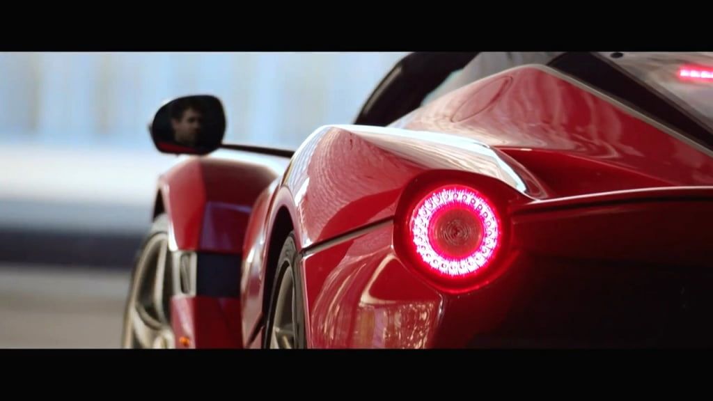 Себастьян Феттель снялся в рекламе новой Ferrari Aperta - видео