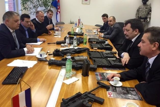 МВС України закупило пістолети у Хорватії