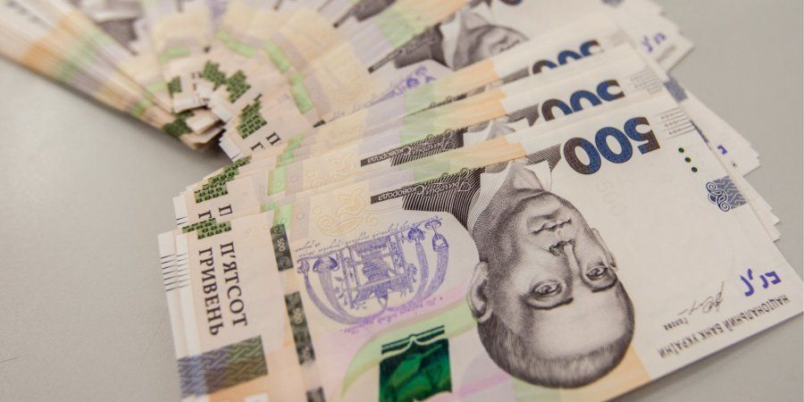 НБУ скасував ліміт купівлі валюти у 150 тисяч на день для фізосіб