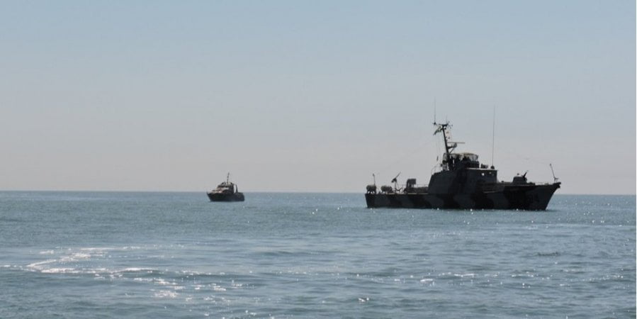 Берегова охорона ФСБ РФ влаштовувала провокації в Азовському морі