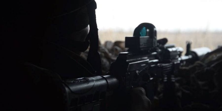 В зоне ООС погиб украинский военный, трое ранены