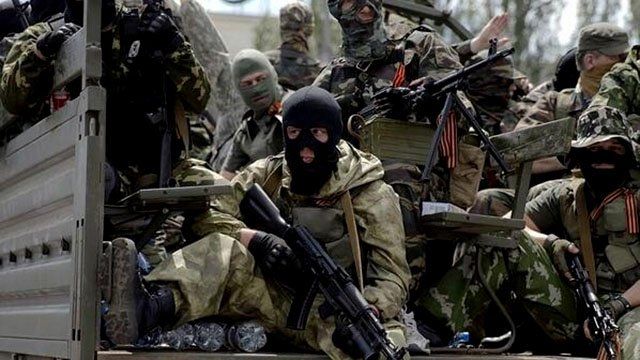 Россия на границе возводит заграждения от дезертиров террористической "ЛНР"