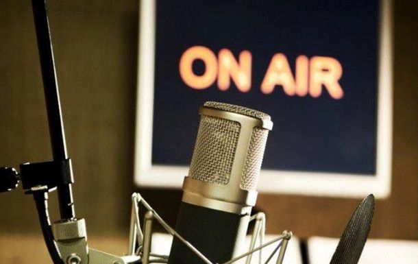 В Україні запрацювало військове радіо «Армія FM»