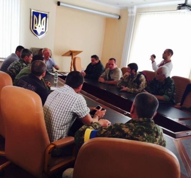 В Ильичевске военные заблокировали сессию горсовета