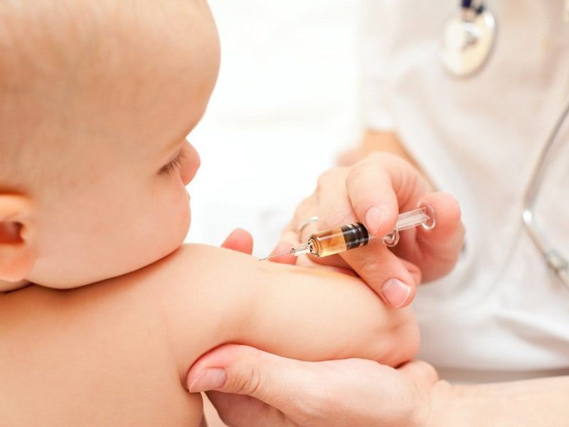 Бердянские медики советуют родителям вакцинировать детей от полиомиелита 