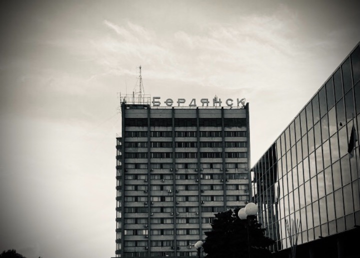 Самоубийство в гостинице «Бердянск»