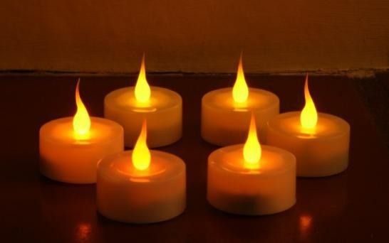 Электронные свечи приходят на смену обычным свечкам