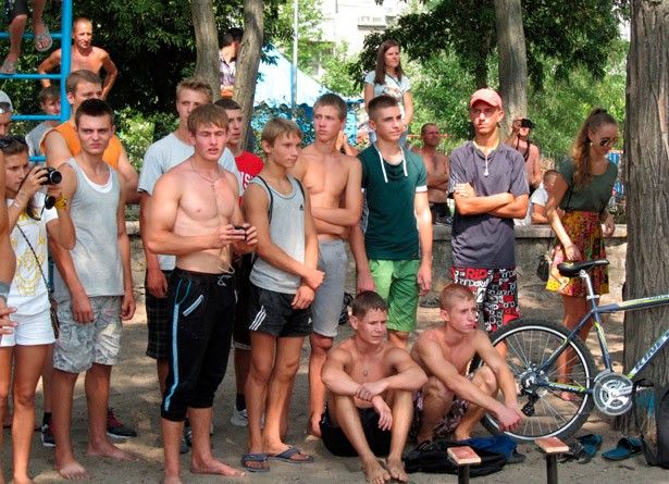 В Бердянске прошел Street Workout Summer Actiom 2013