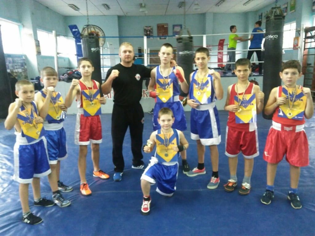 Боксеры КБ «Чемпион» успешно выступили на турнирах в Запорожье и Энергодаре